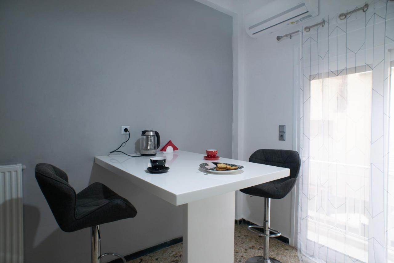 אתונה Modern-Lux Central 1 Bedroom Condo מראה חיצוני תמונה